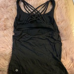 Lululemon tank top with built in sports bra